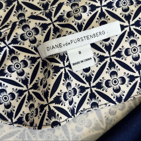 DVF Navy & Off White Silk Printed Reina Tunic Dress - Picture 6 of 10